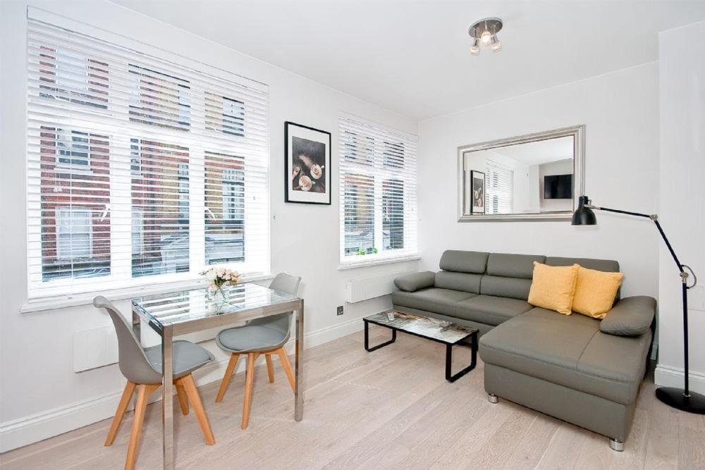F1 Greek Street By City Living London Eksteriør billede